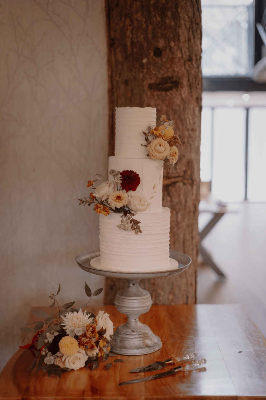 Blue Door Cake Design portfolio 1