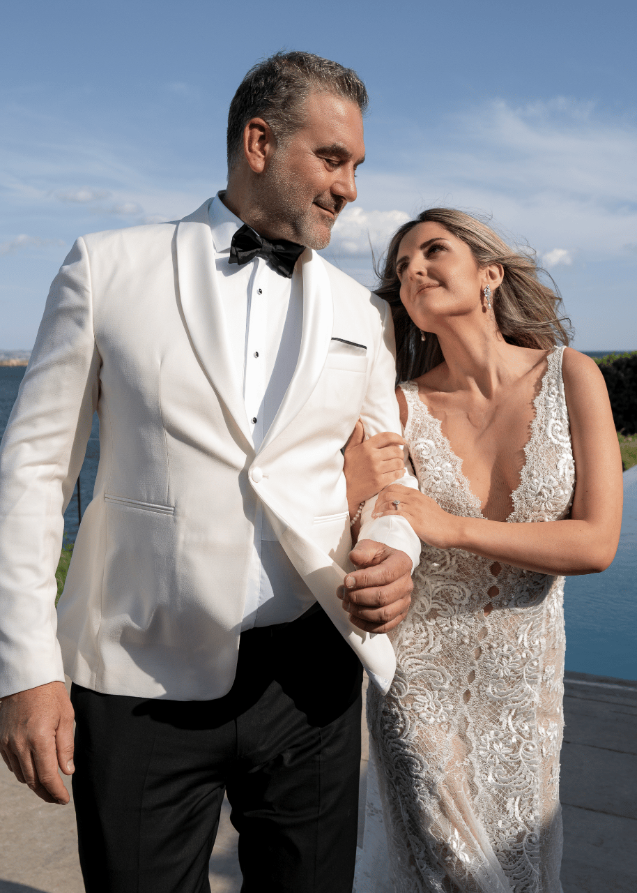 A Classic Spring Wedding at Island Resort Athens Riviera