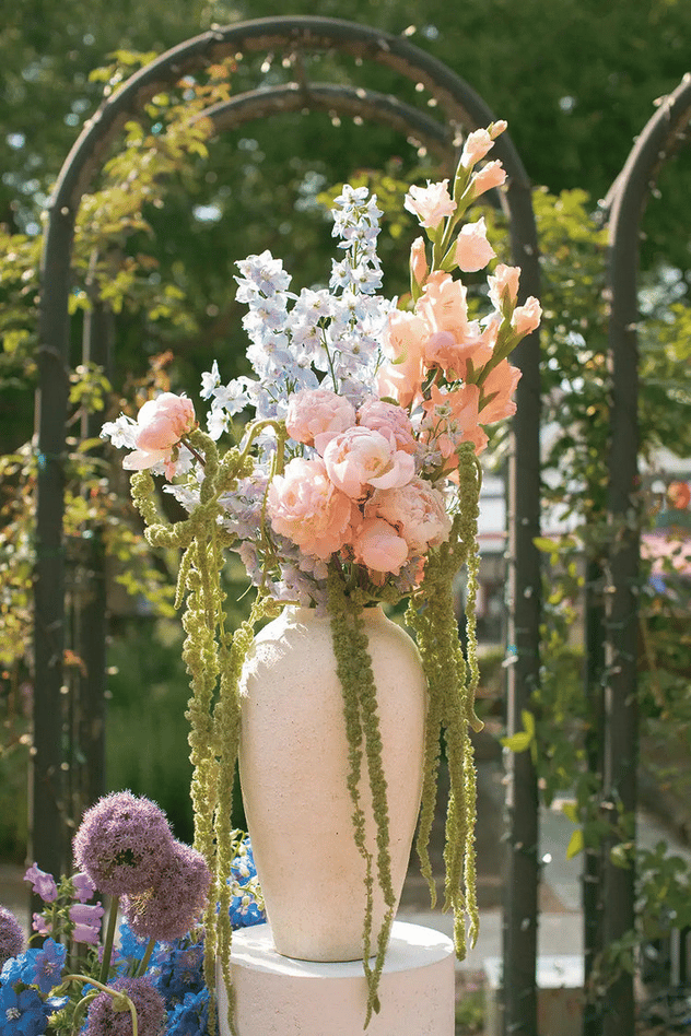 The Flowerslinger