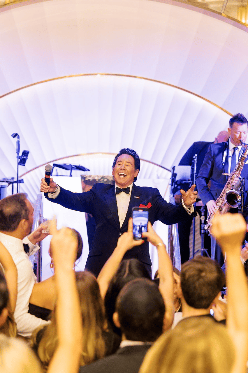 A Glamorous Fall Wedding at Wynn Las Vegas photo 2