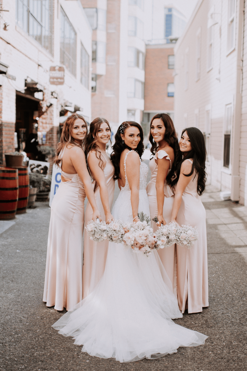 Mon Amie Bridal Salon