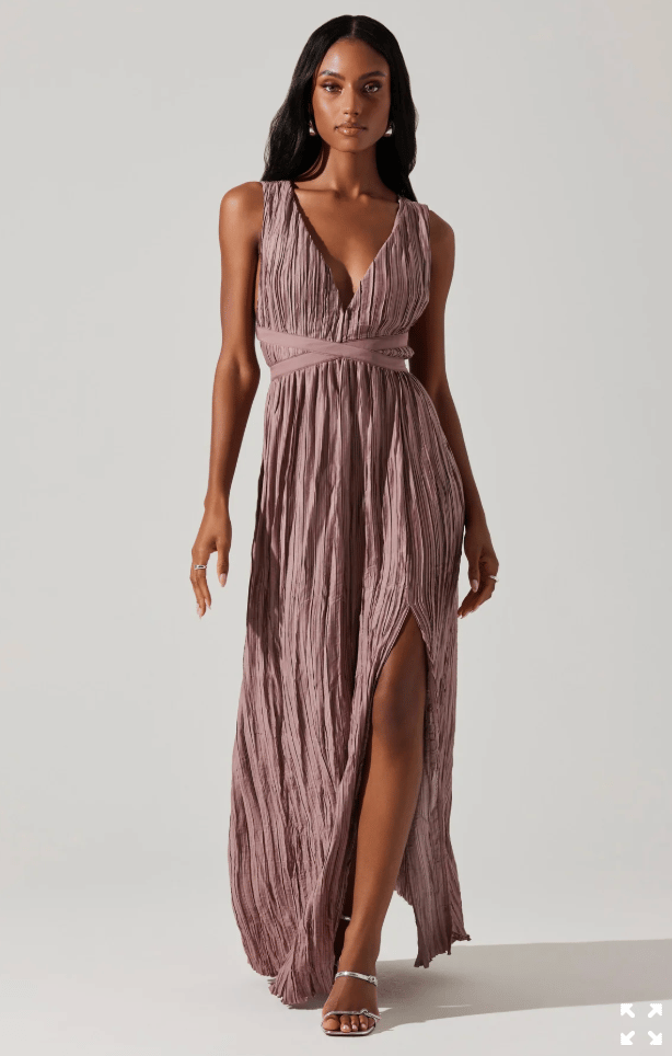 Tesni Pleated Maxi Dress