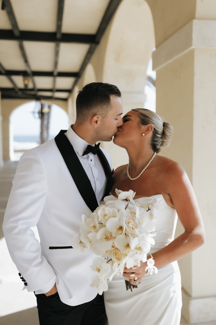 A Classic Spring Wedding at Pacific Dunes Grand Solmar photo 3