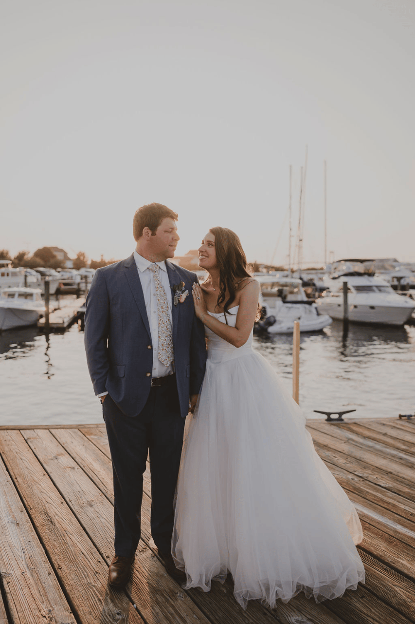 A Modern Summer Wedding at Regatta Place