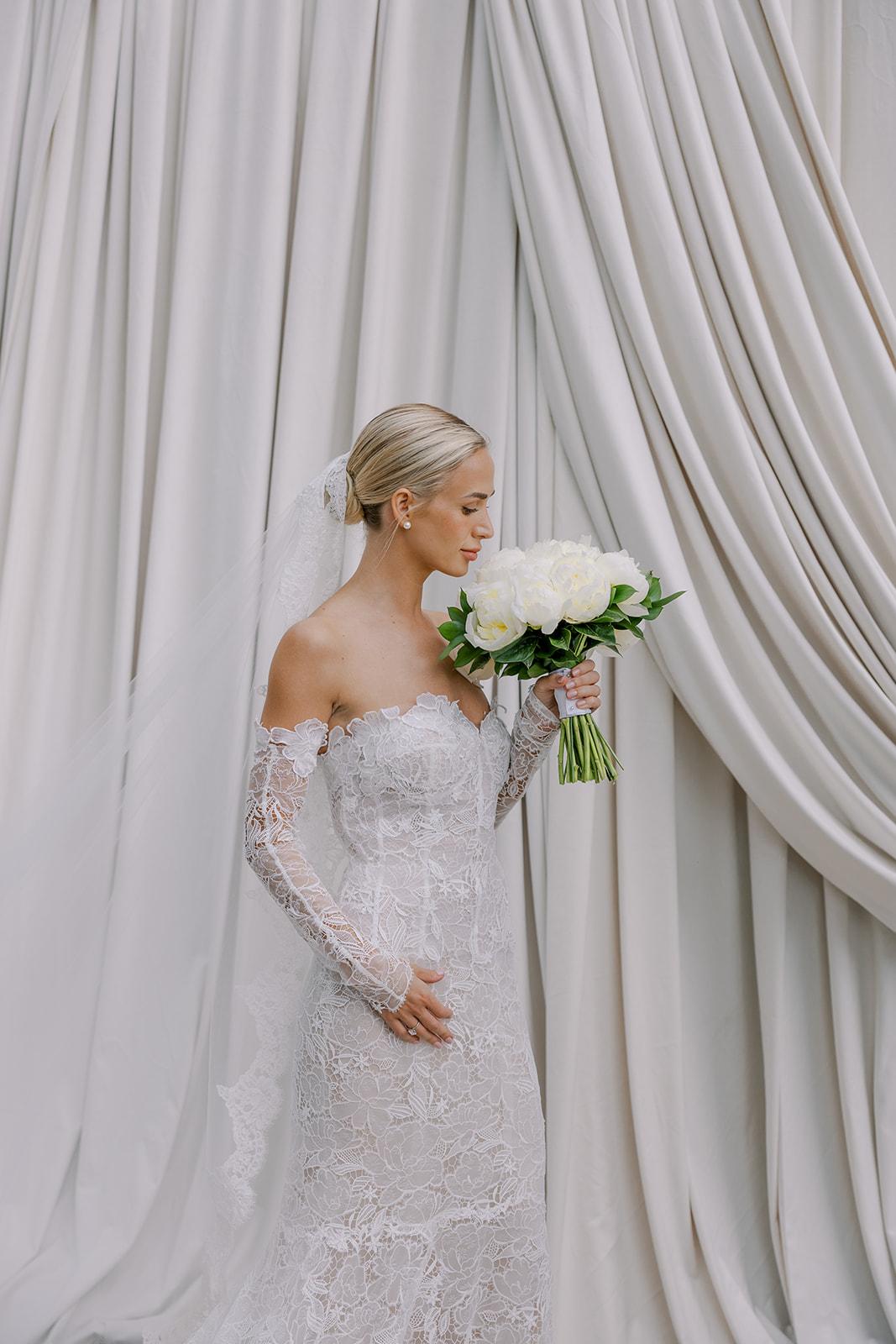 A Classic Spring Wedding at The University Club 59