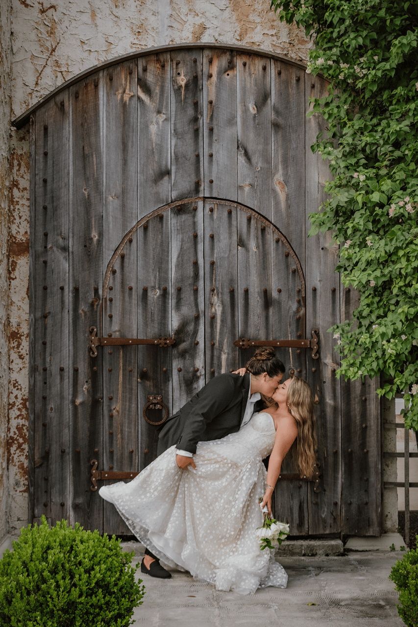 A Romantic Summer Wedding at Bella Cosa Lakeside photo 2