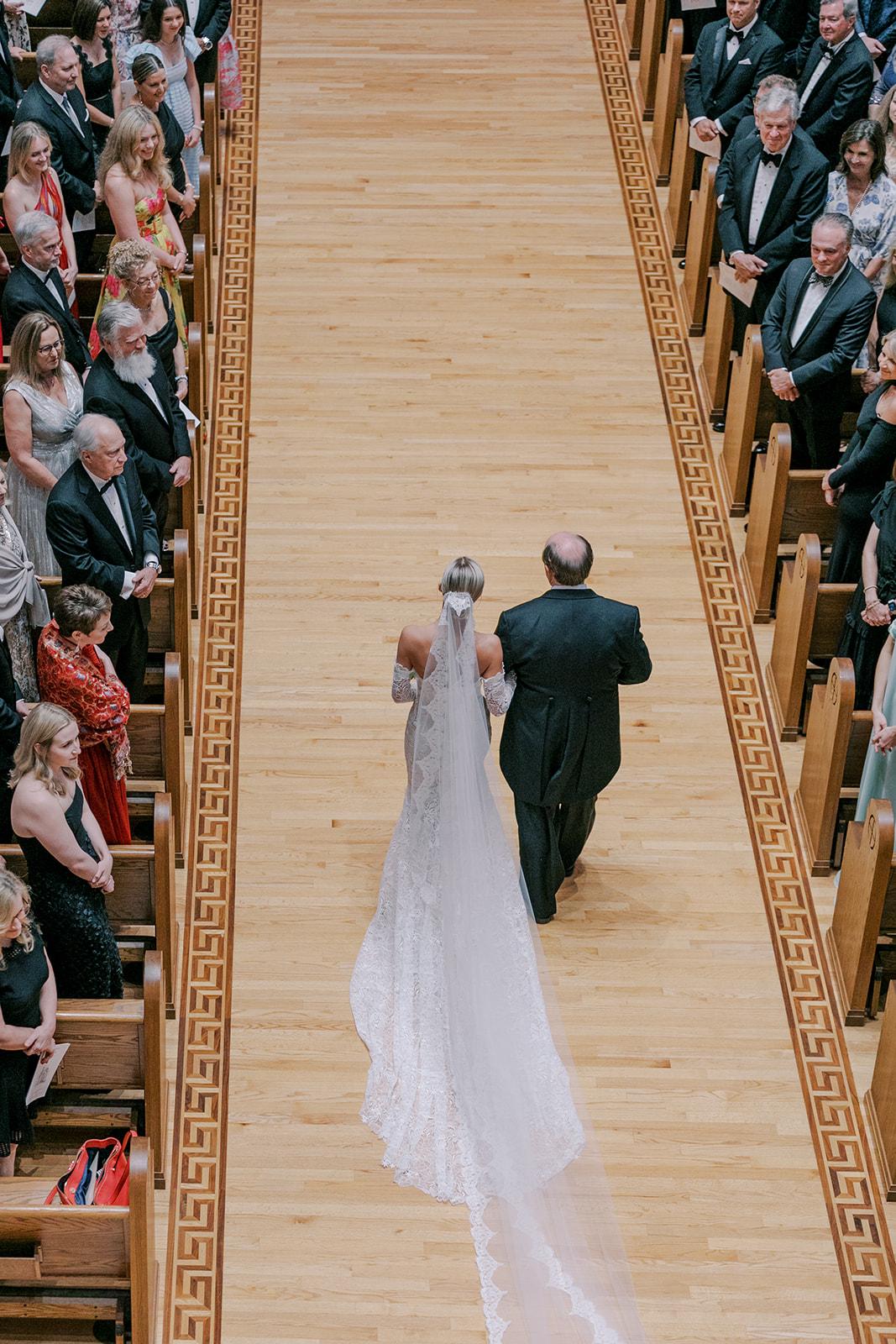 A Classic Spring Wedding at The University Club 35