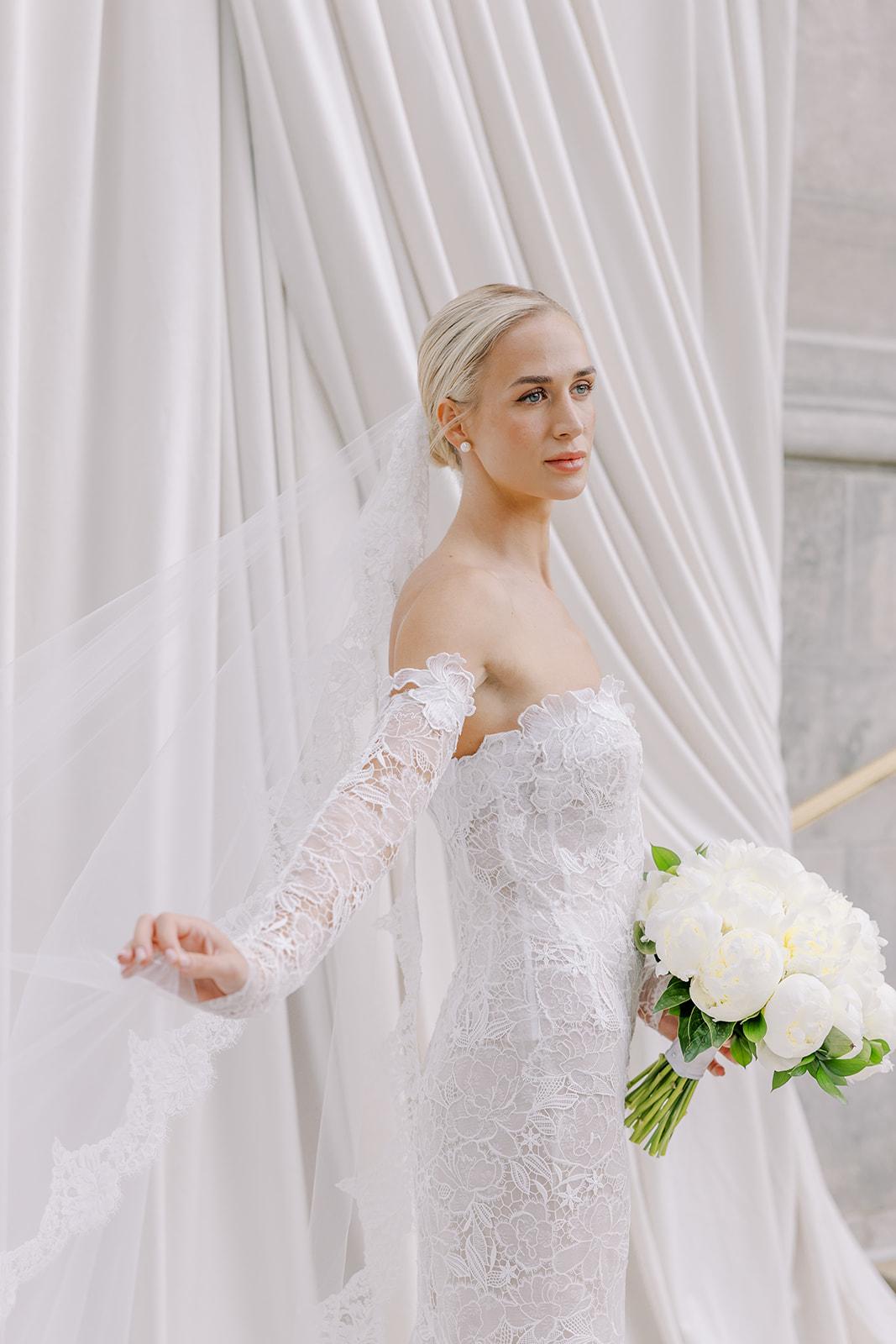 A Classic Spring Wedding at The University Club 38