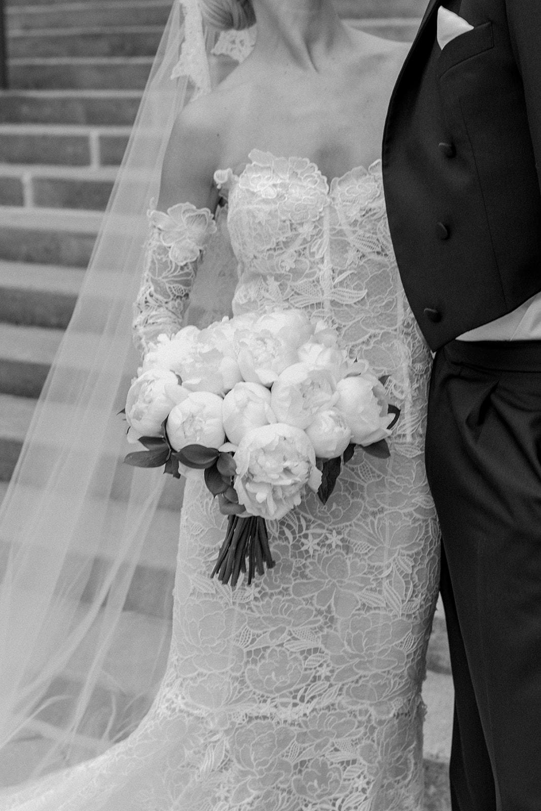 A Classic Spring Wedding at The University Club 36