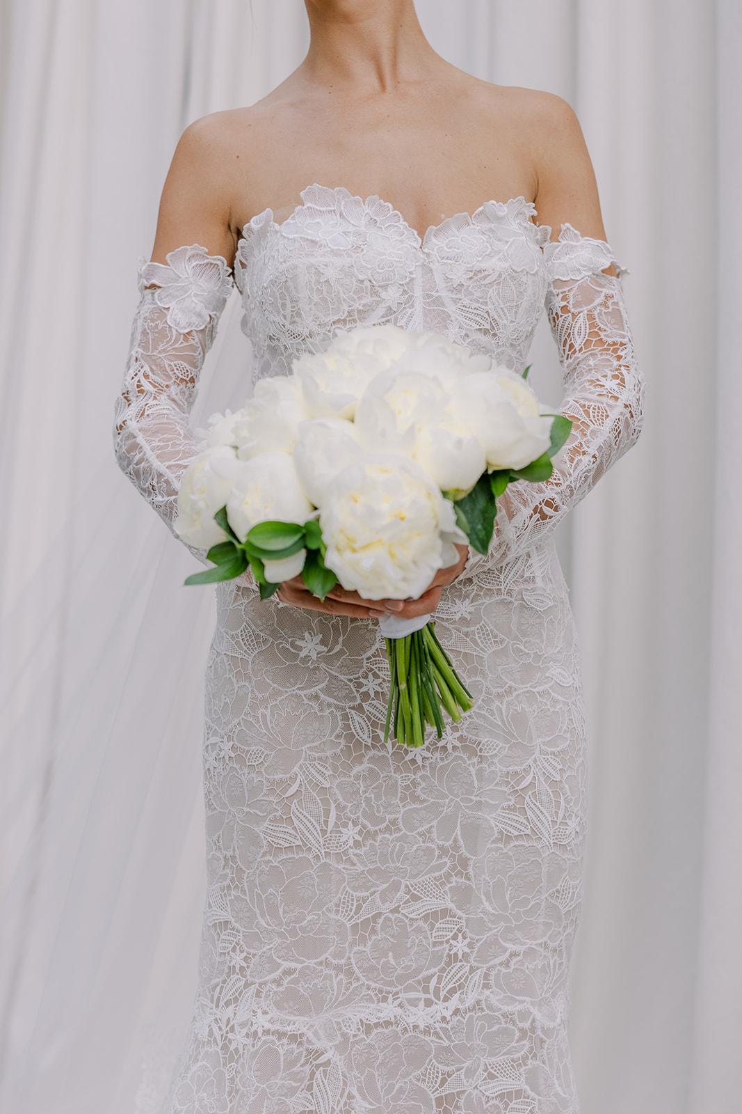 A Classic Spring Wedding at The University Club 44