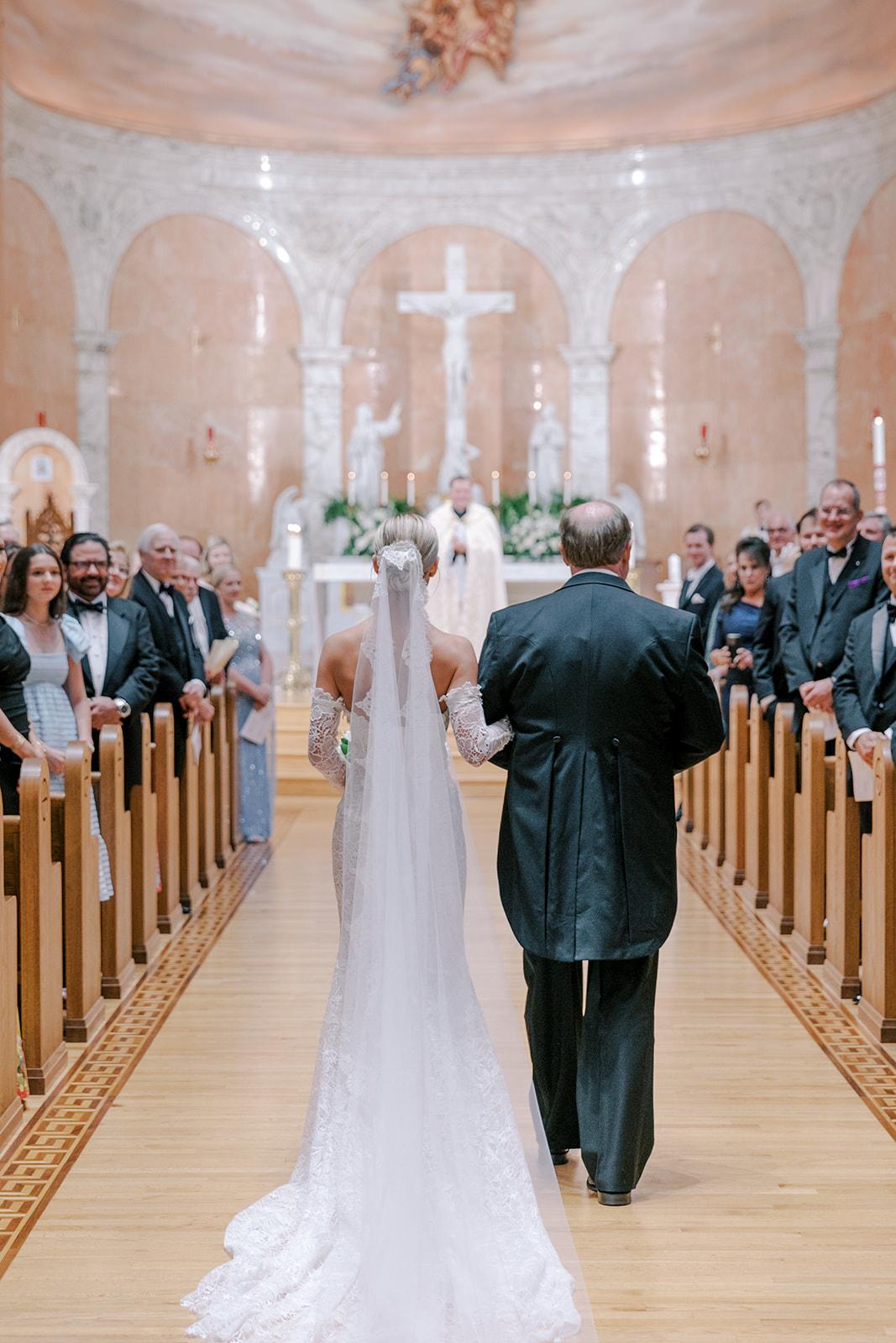 A Classic Spring Wedding at The University Club 46