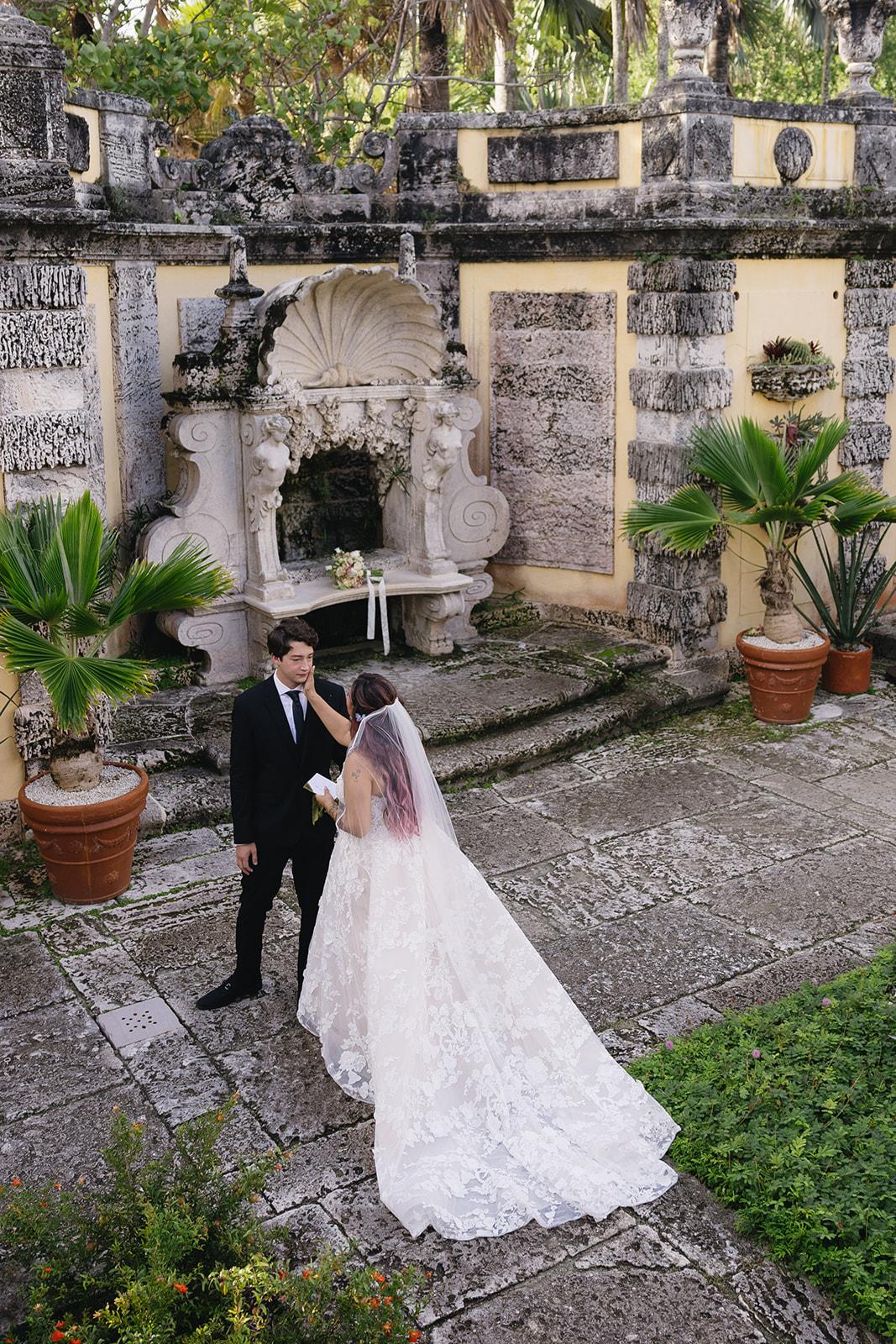 A Romantic Fall Elopement at the Vizcaya Museum