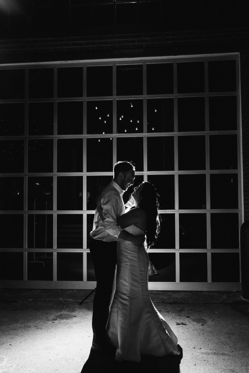 A Classic Spring Wedding at The Everly