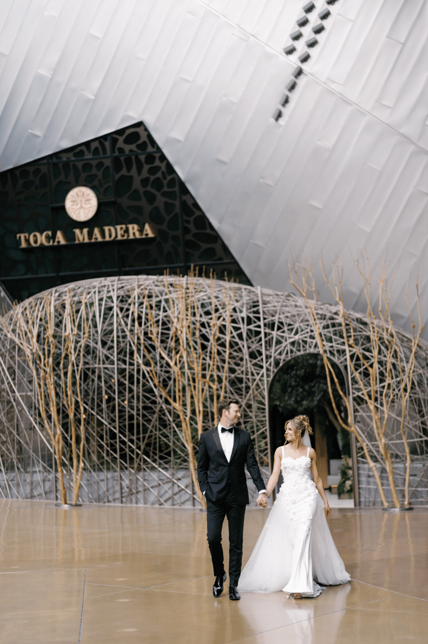 A Classic Spring Wedding at Aria Resort & Casino photo 2