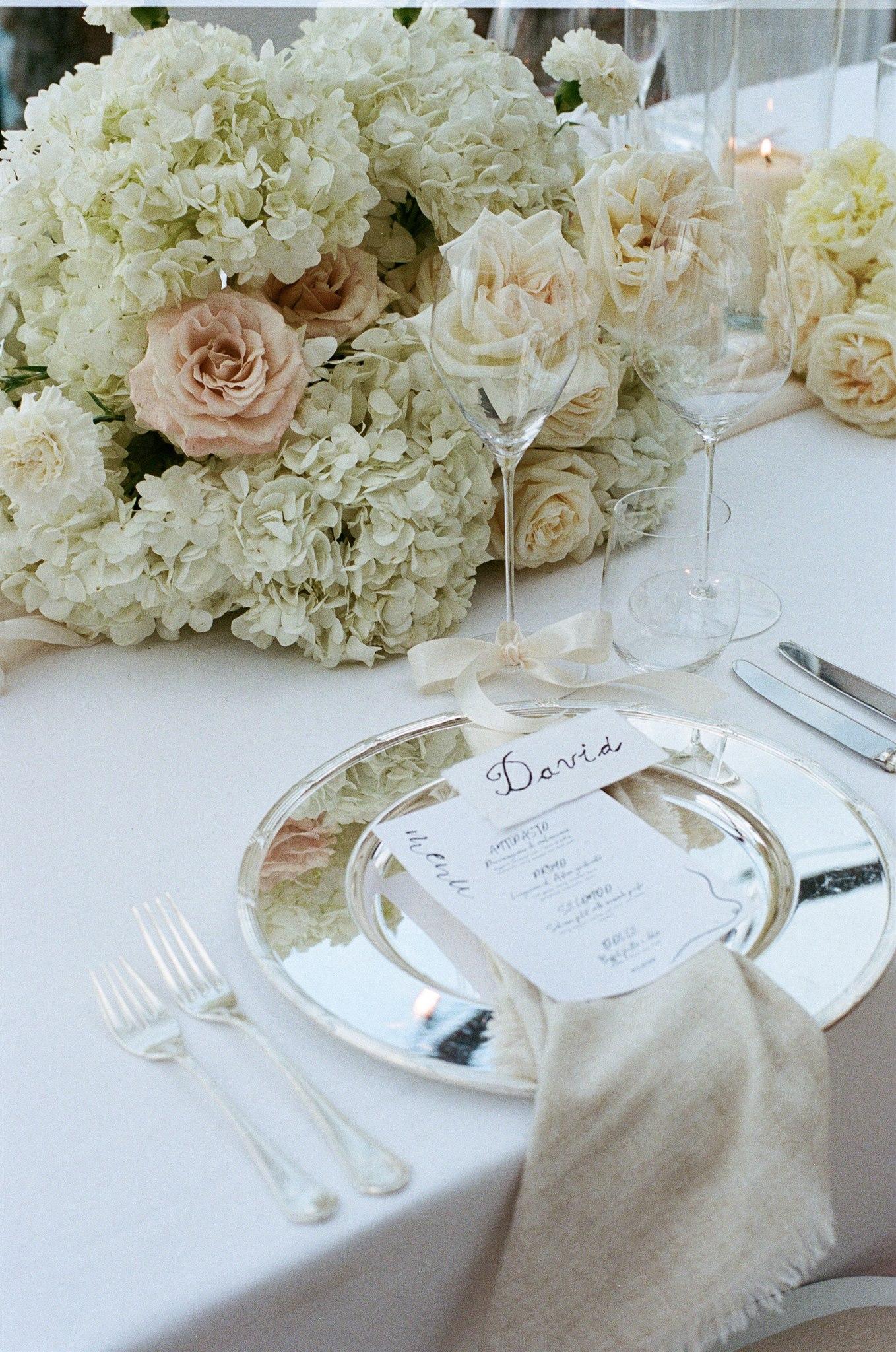 A Glamorous Spring Wedding at Borgo Santandrea 11