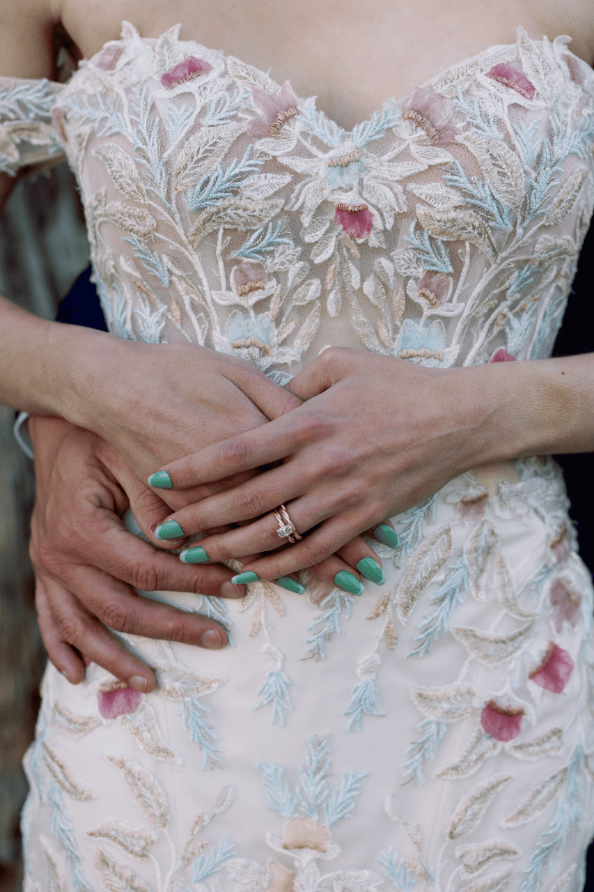 A Romantic Summer Wedding at Moraine Park Amphitheater