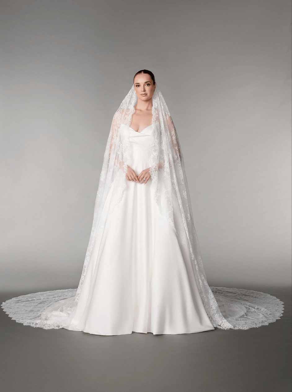 Cathedral Veil (Style TG1091L120)