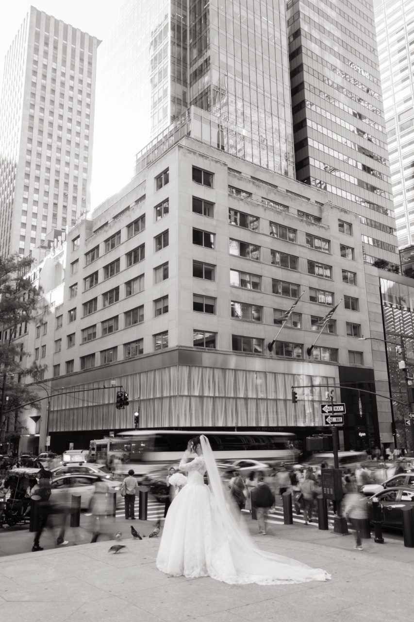 A Romantic Spring Wedding at Metropolitan Club photo 3