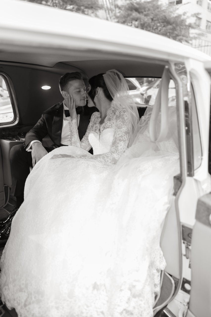 A Romantic Spring Wedding at Metropolitan Club photo 5