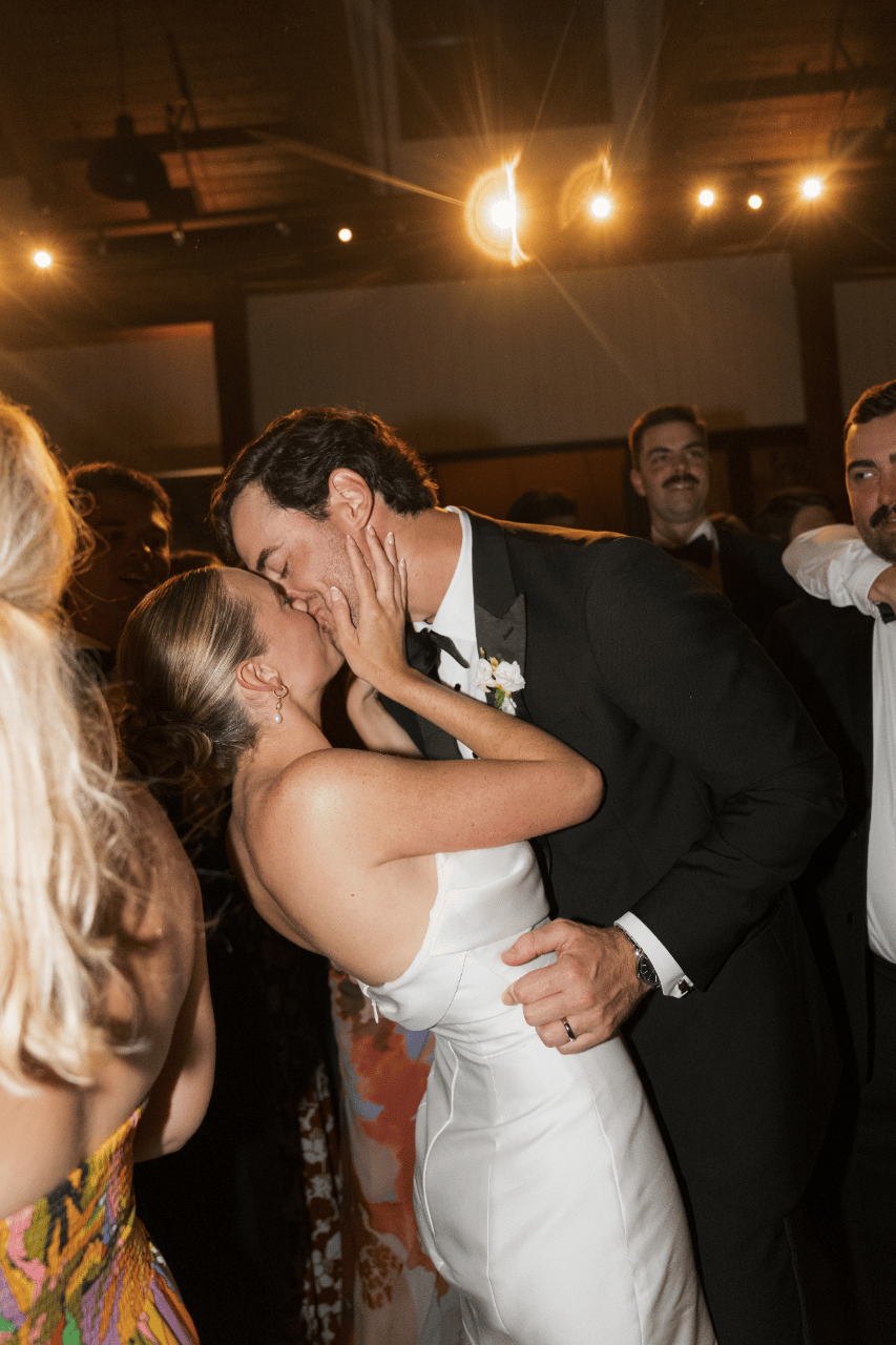 Kat Allen Holliman & Kyle Holliman's wedding-image-95