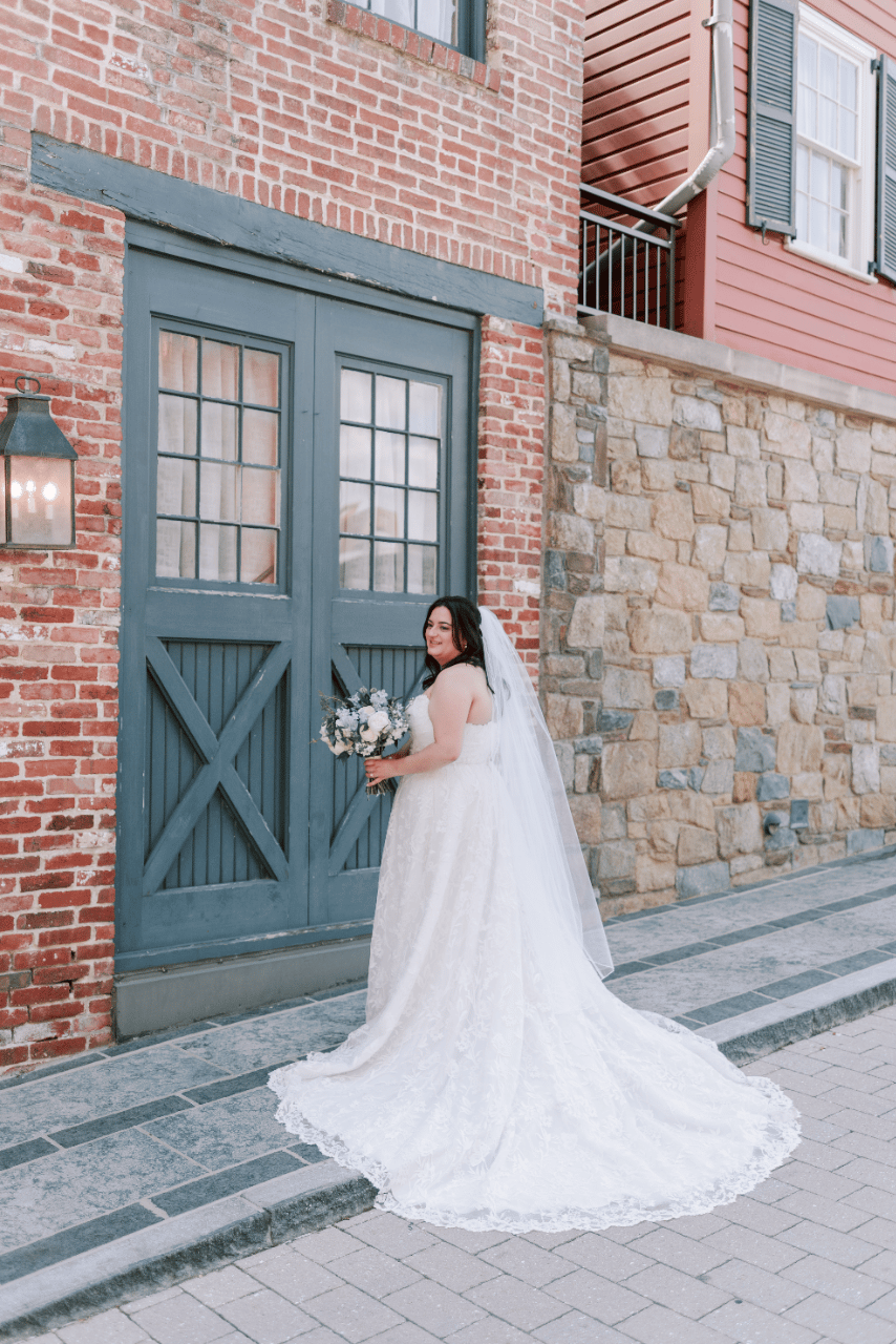 Kimberly Vidal & Alexander Hitchcock's wedding-image-45