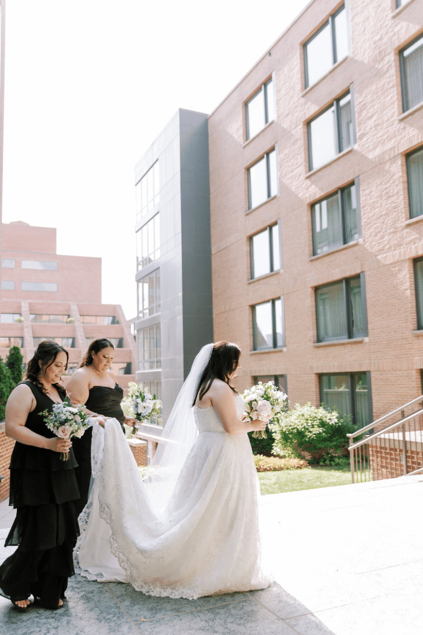 Kimberly Vidal & Alexander Hitchcock's wedding-image-13