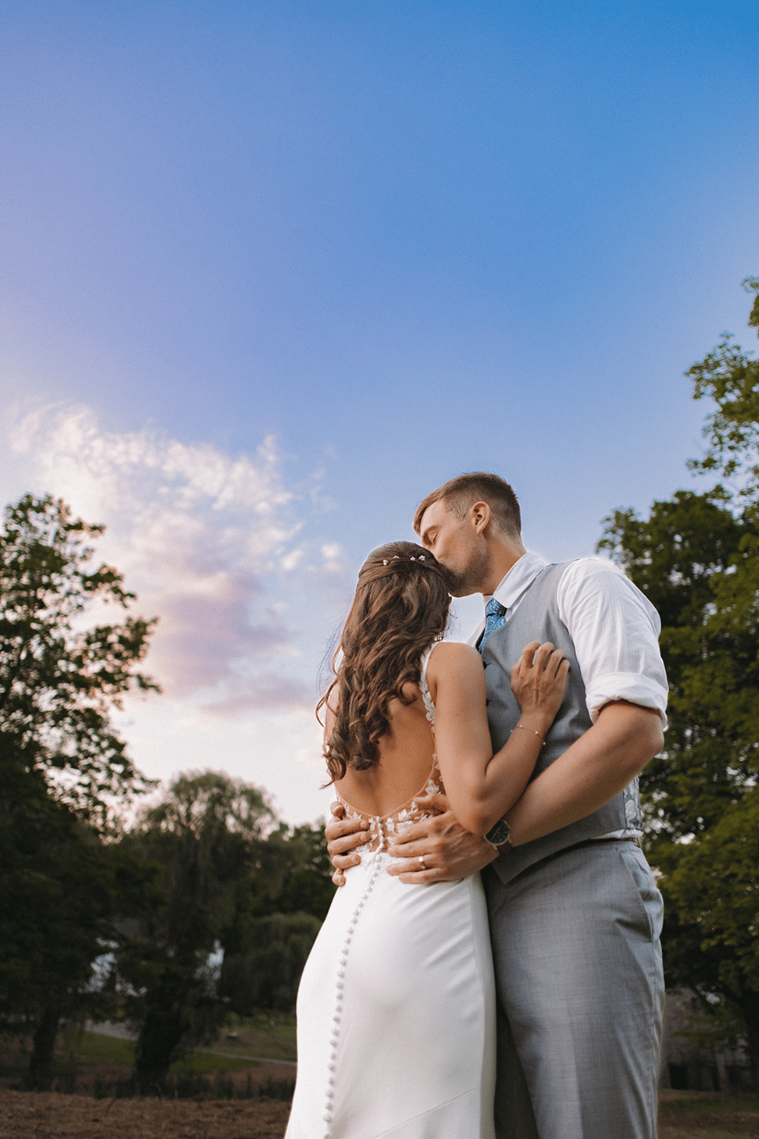 Allie Degleris & Pat Geiger's wedding-image-7