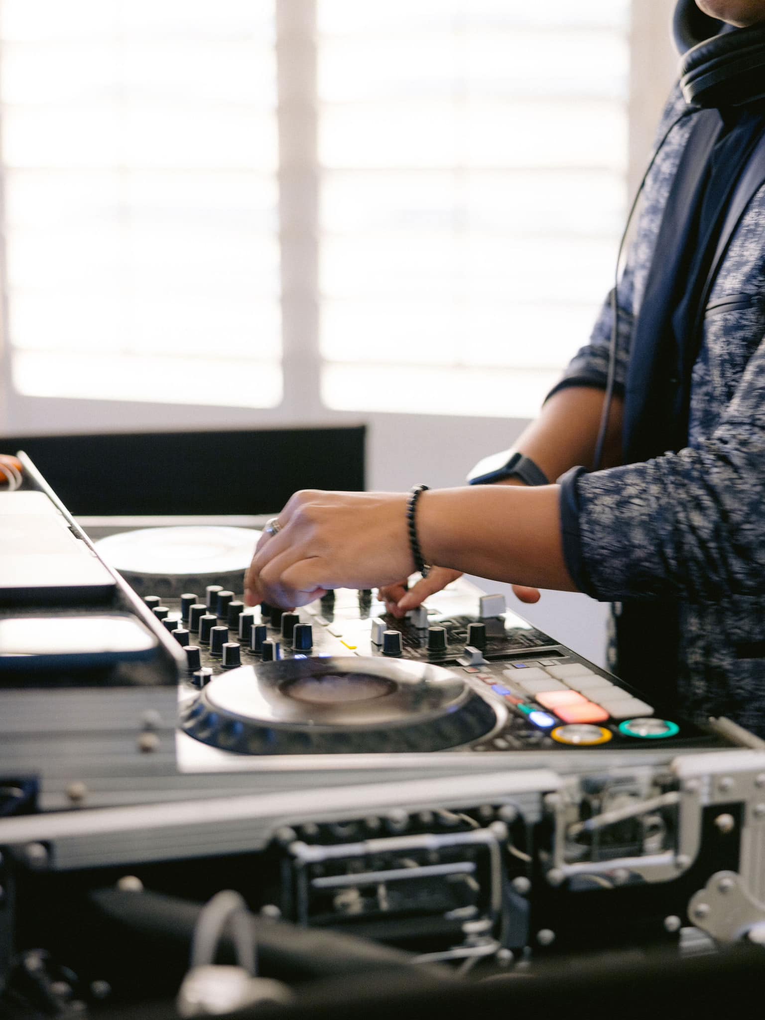 DJ Livinh portfolio 4