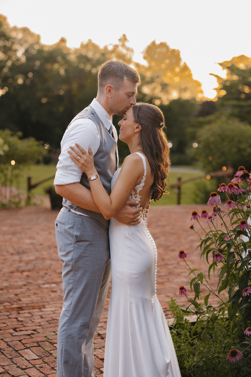 Allie Degleris & Pat Geiger's wedding-image-6
