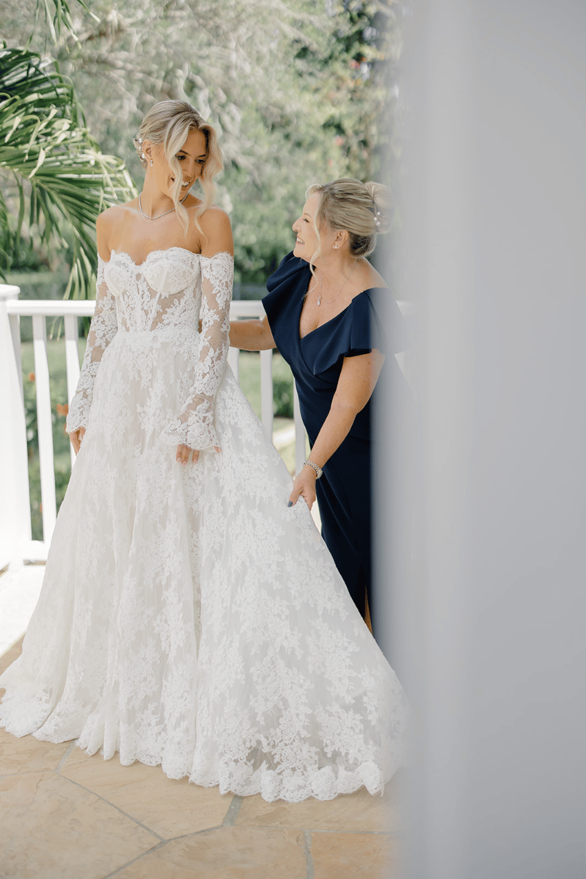Hayley Peters & Michael Smith's wedding-image-11