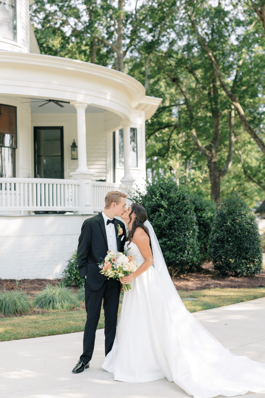 Meghan O'Ferral & Dante Jennings's wedding-image-97