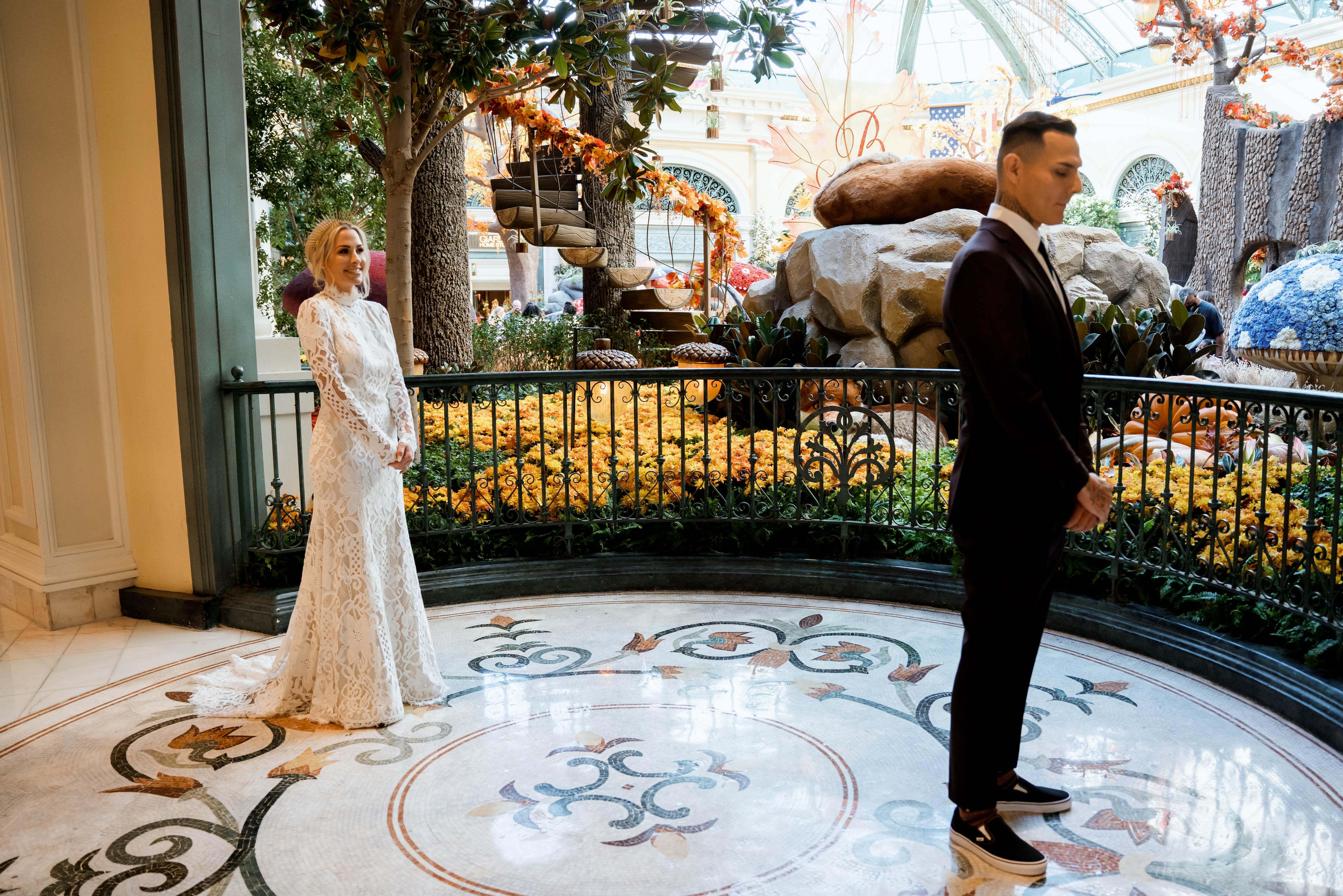 A Boho Spring Wedding at The Mayfair Supper Club at Bellagio 34