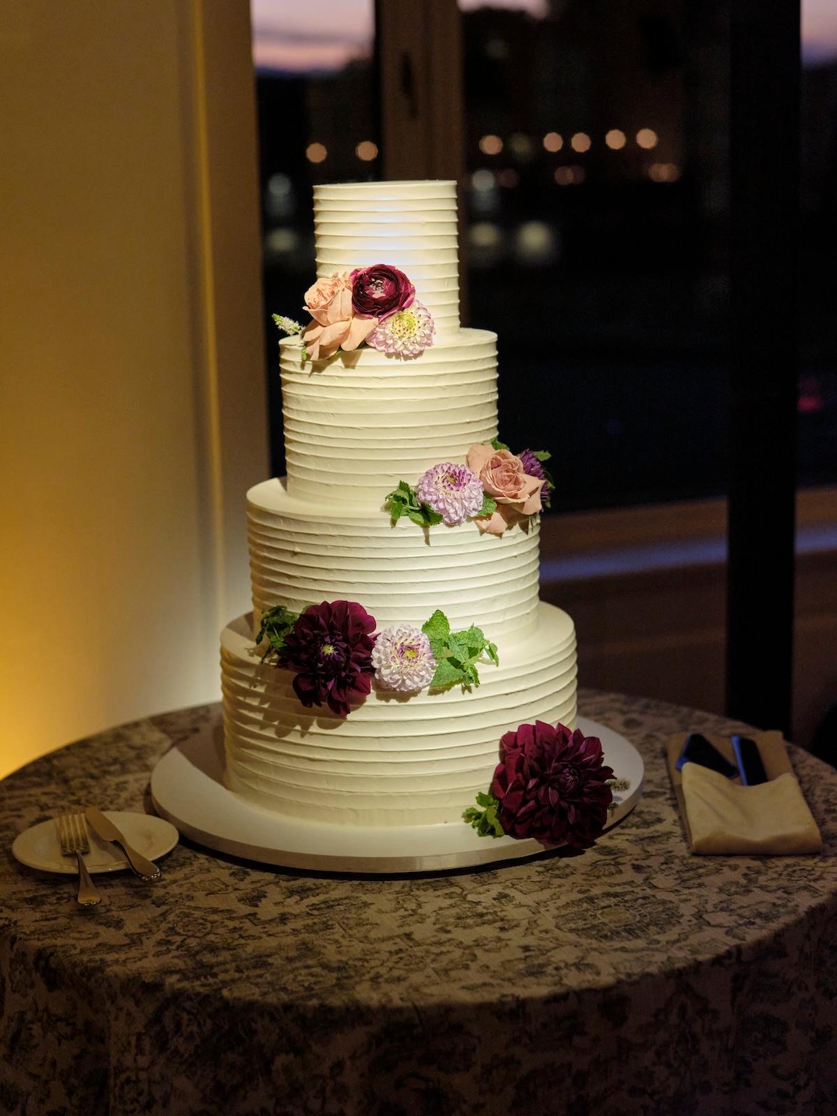 A Romantic Fall Wedding at the Rolling Hills Country Club 22