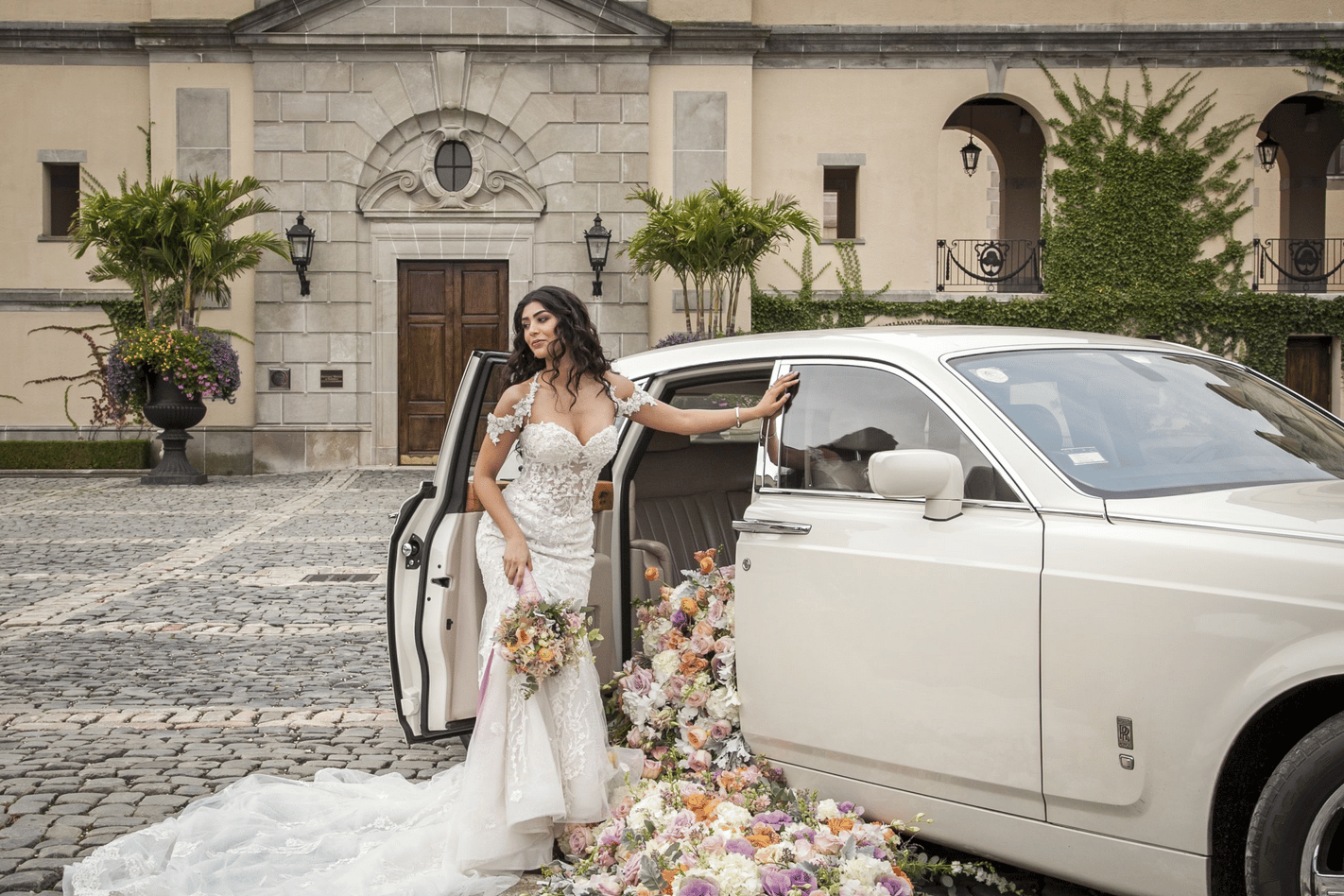 M & V Limousines Ltd portfolio 1