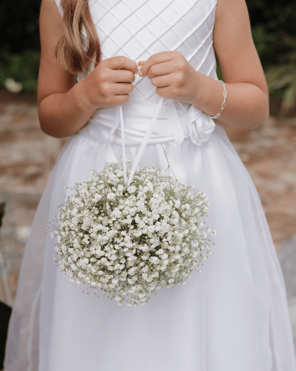 A Glamorous Summer Wedding at Supposey Warehouse & Gardens photo 3
