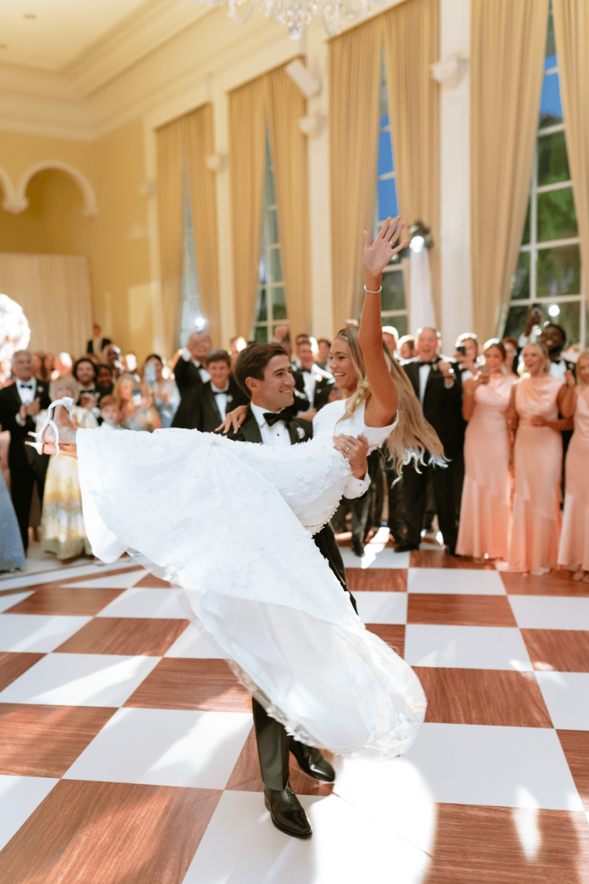 Hannah Swinney & Will Swinney's wedding-image-34