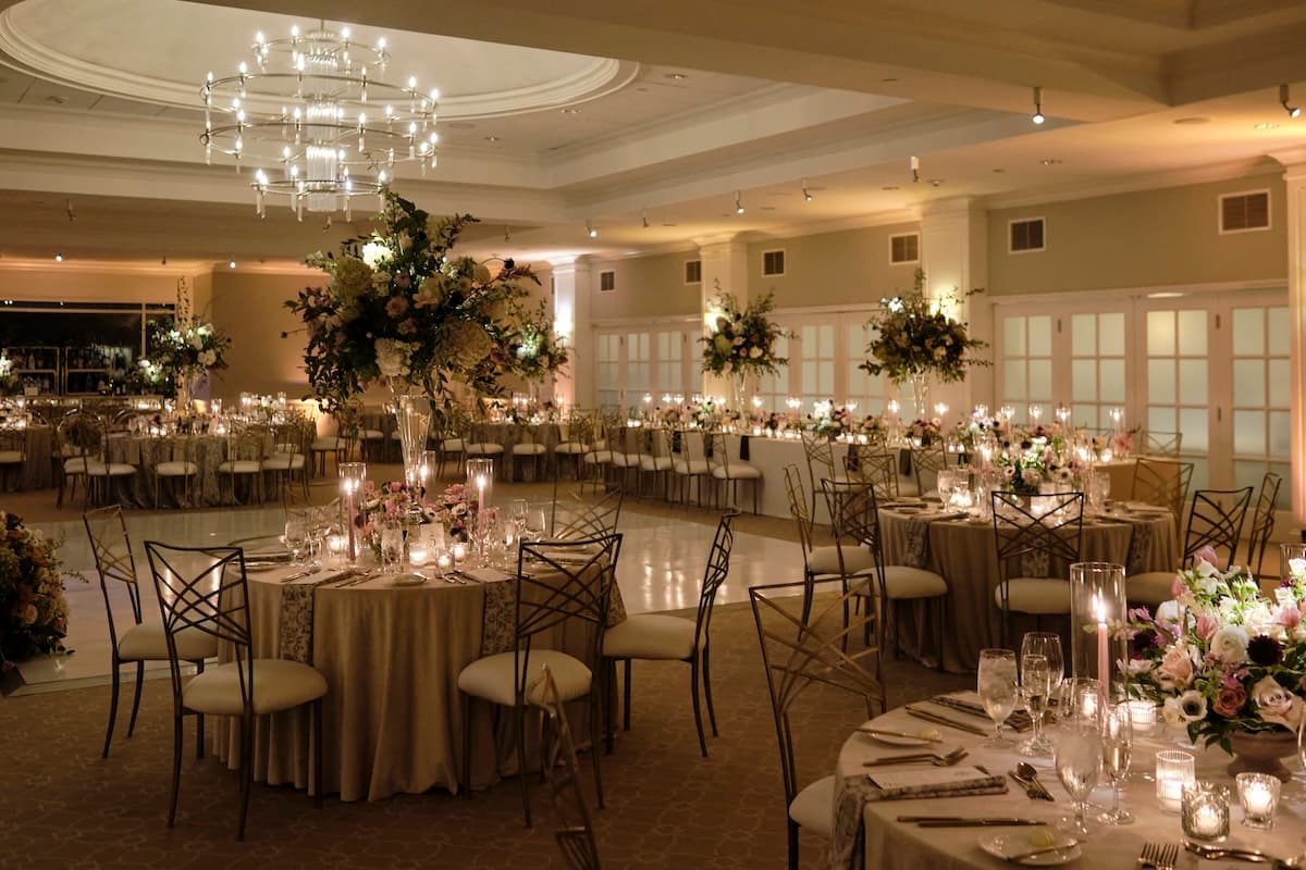 A Romantic Fall Wedding at the Rolling Hills Country Club 11