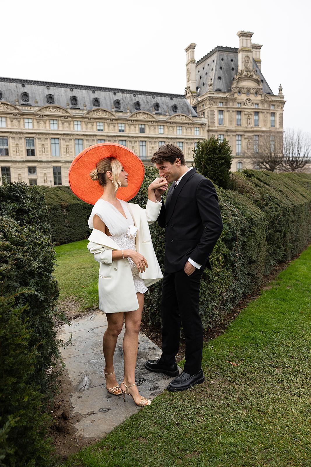 A Romantic Winter Editorial in Pairs, France 27