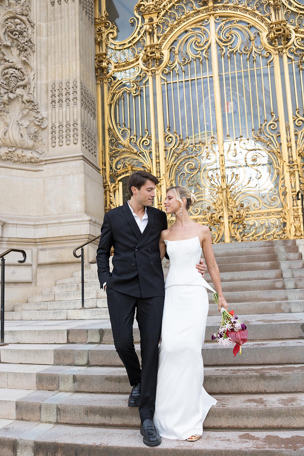 A Romantic Winter Editorial in Pairs, France 23