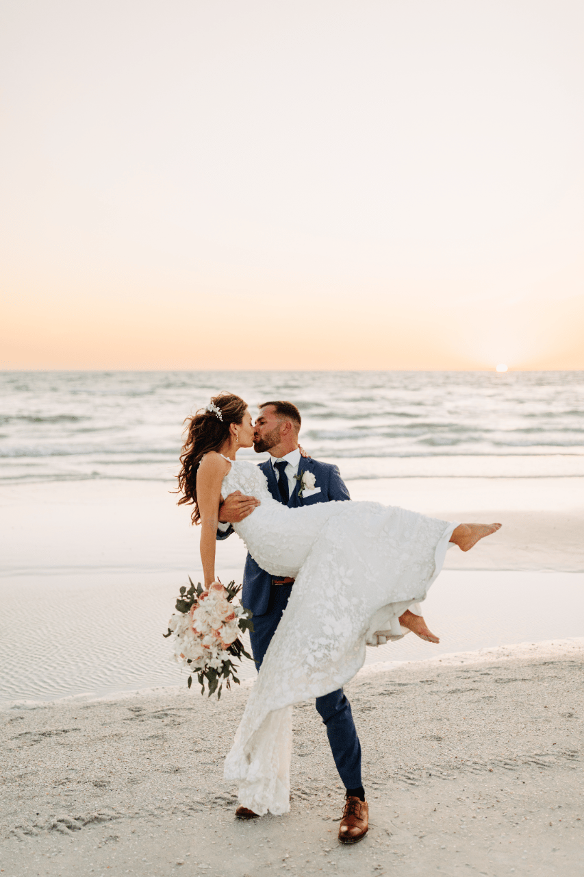 Heather Angelotti & Alex Angelotti's wedding-image-8
