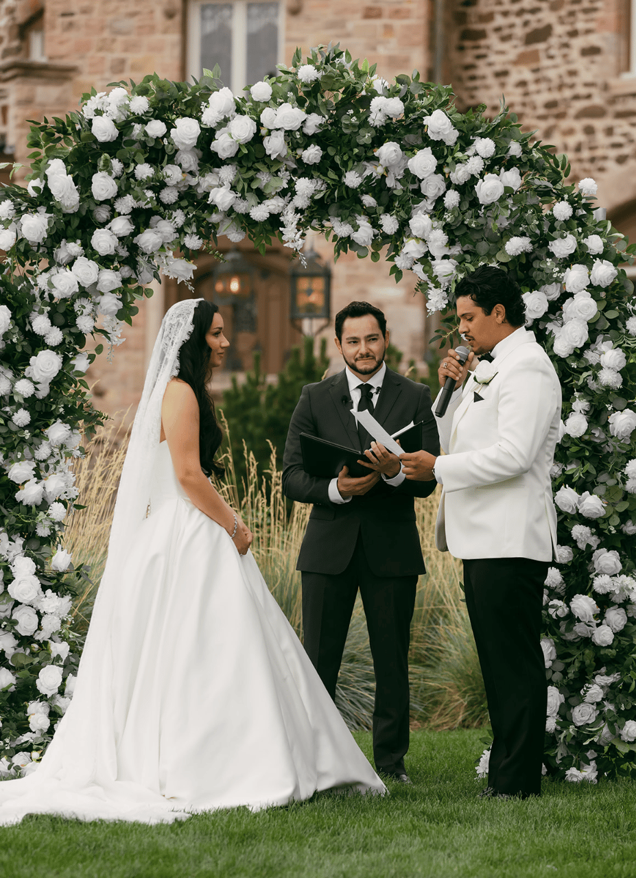 Mariela Hernandez-Loya & Marcus Pando's wedding-image-84