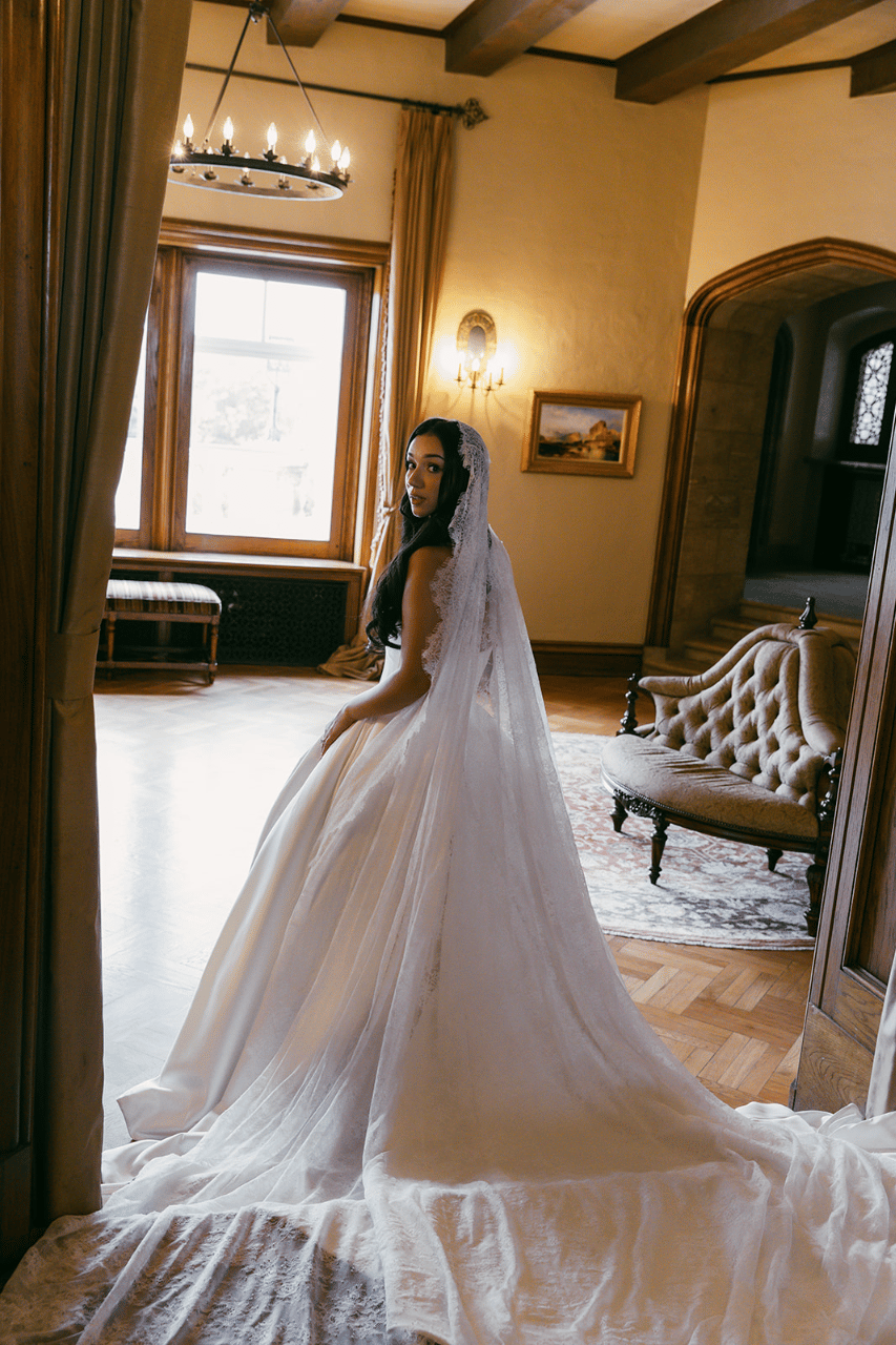 Mariela Hernandez-Loya & Marcus Pando's wedding-image-94