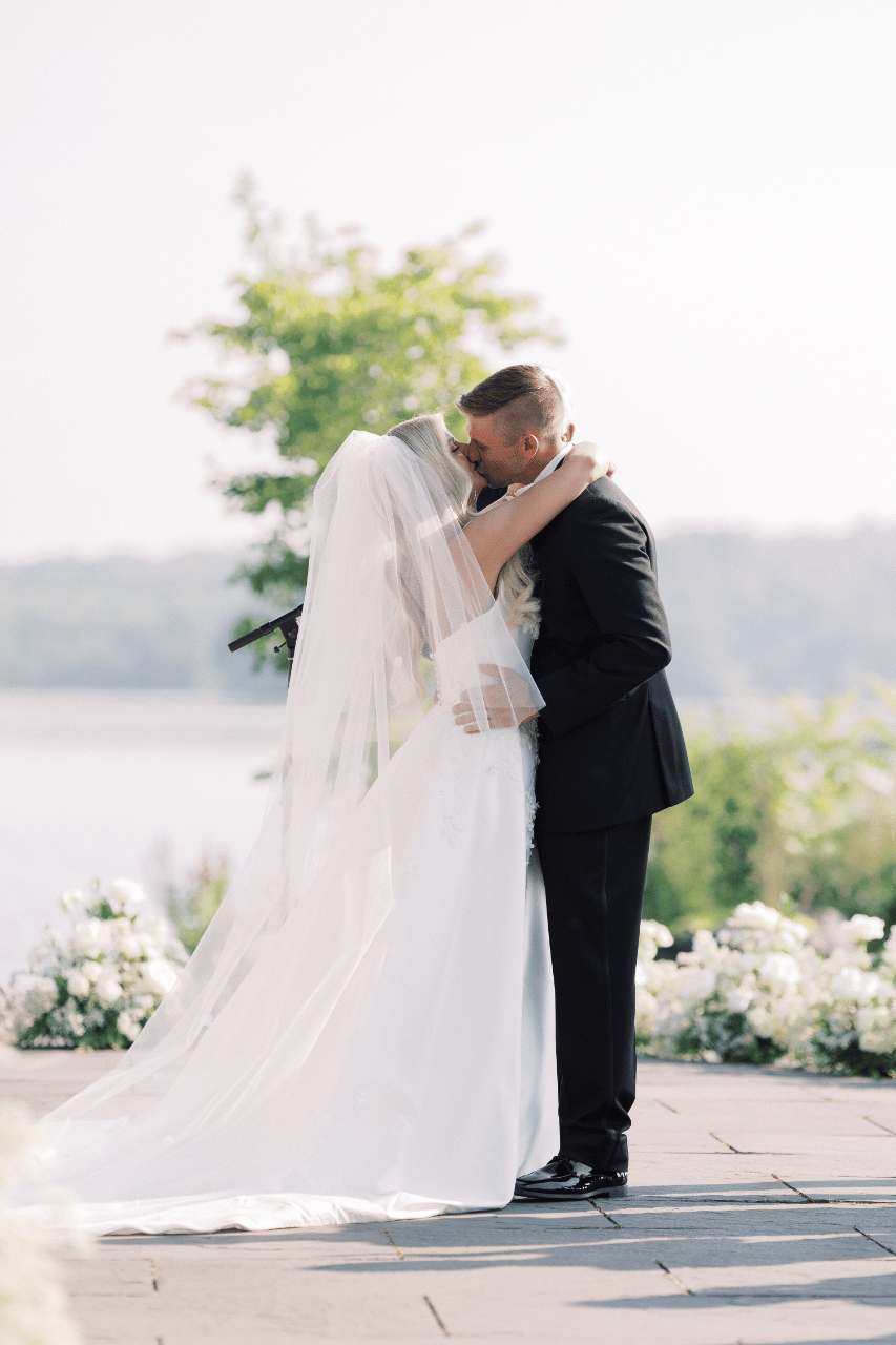 Krissa Henderson & Billy Bielsky's wedding-image-10