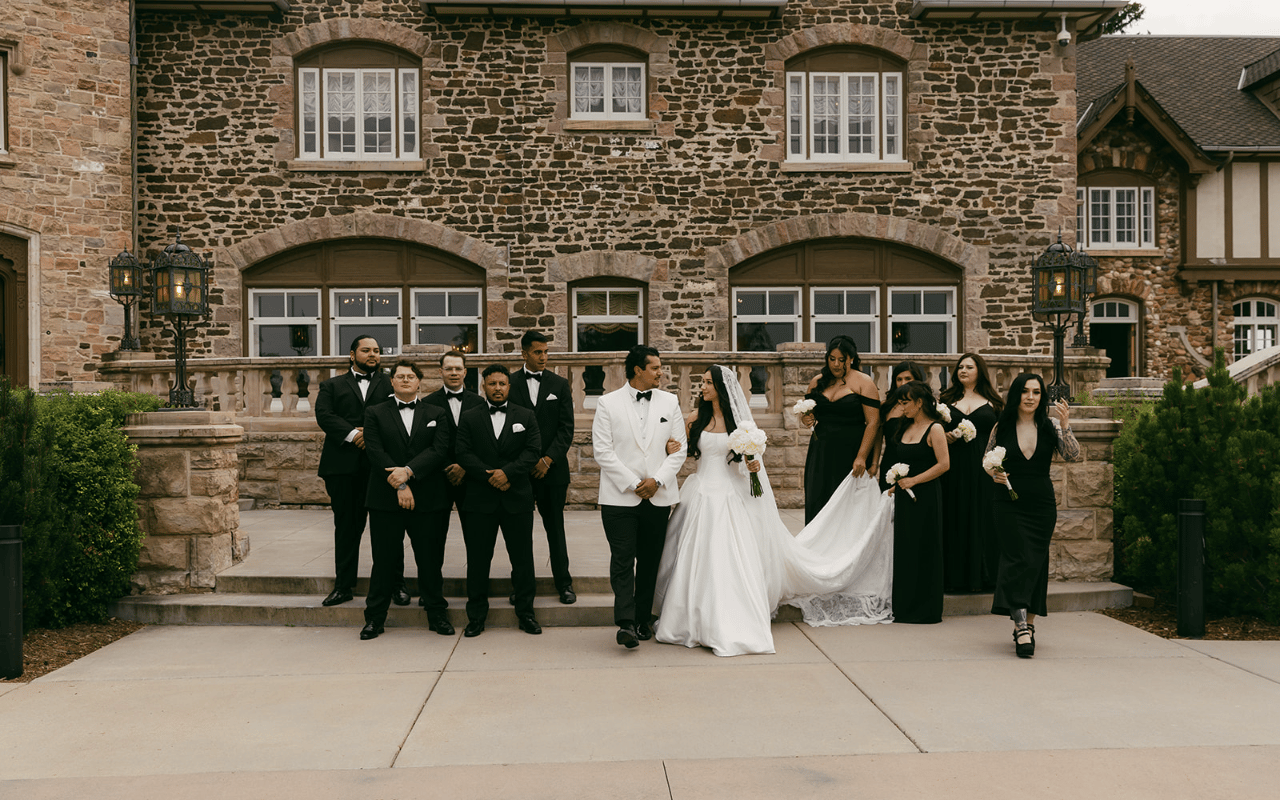 Mariela Hernandez-Loya & Marcus Pando's wedding-image-74
