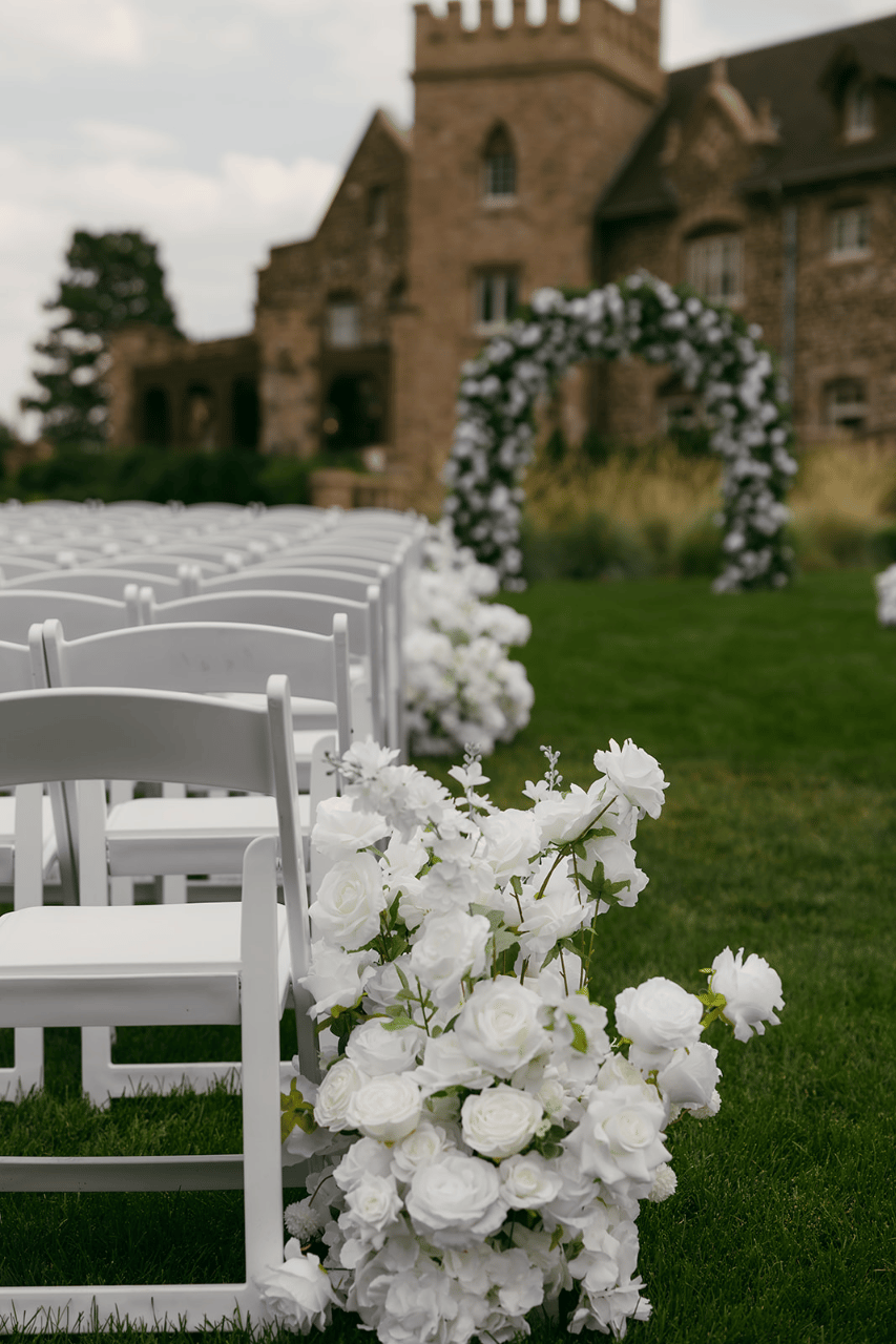 Mariela Hernandez-Loya & Marcus Pando's wedding-image-10
