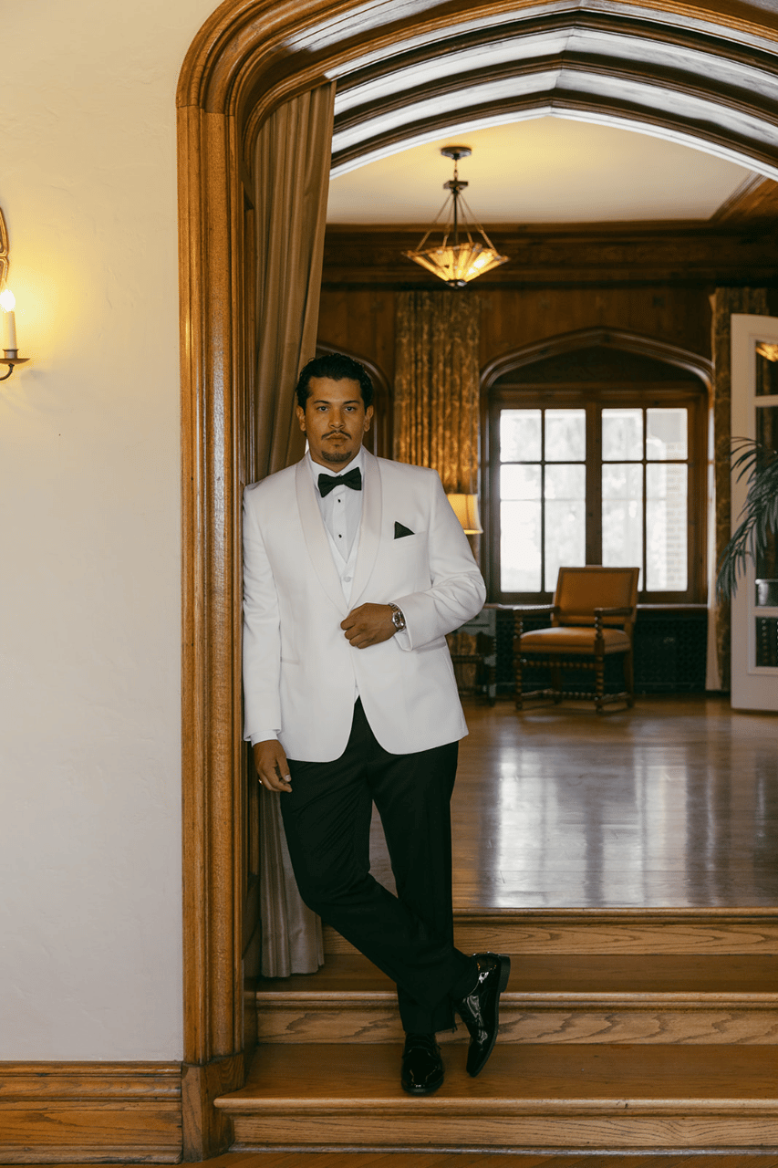 Mariela Hernandez-Loya & Marcus Pando's wedding-image-33