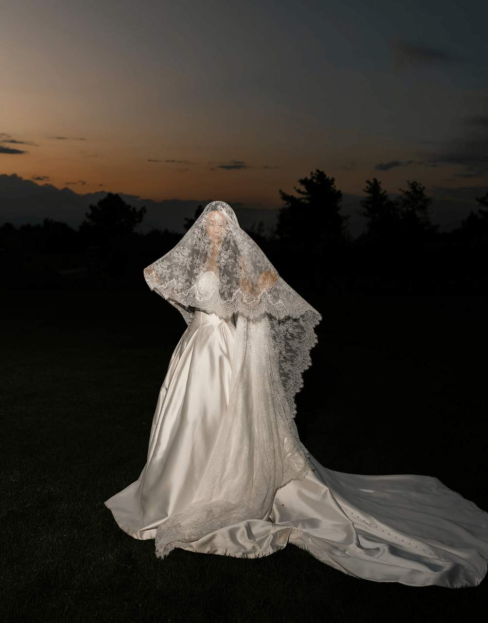 Mariela Hernandez-Loya & Marcus Pando's wedding-image-4