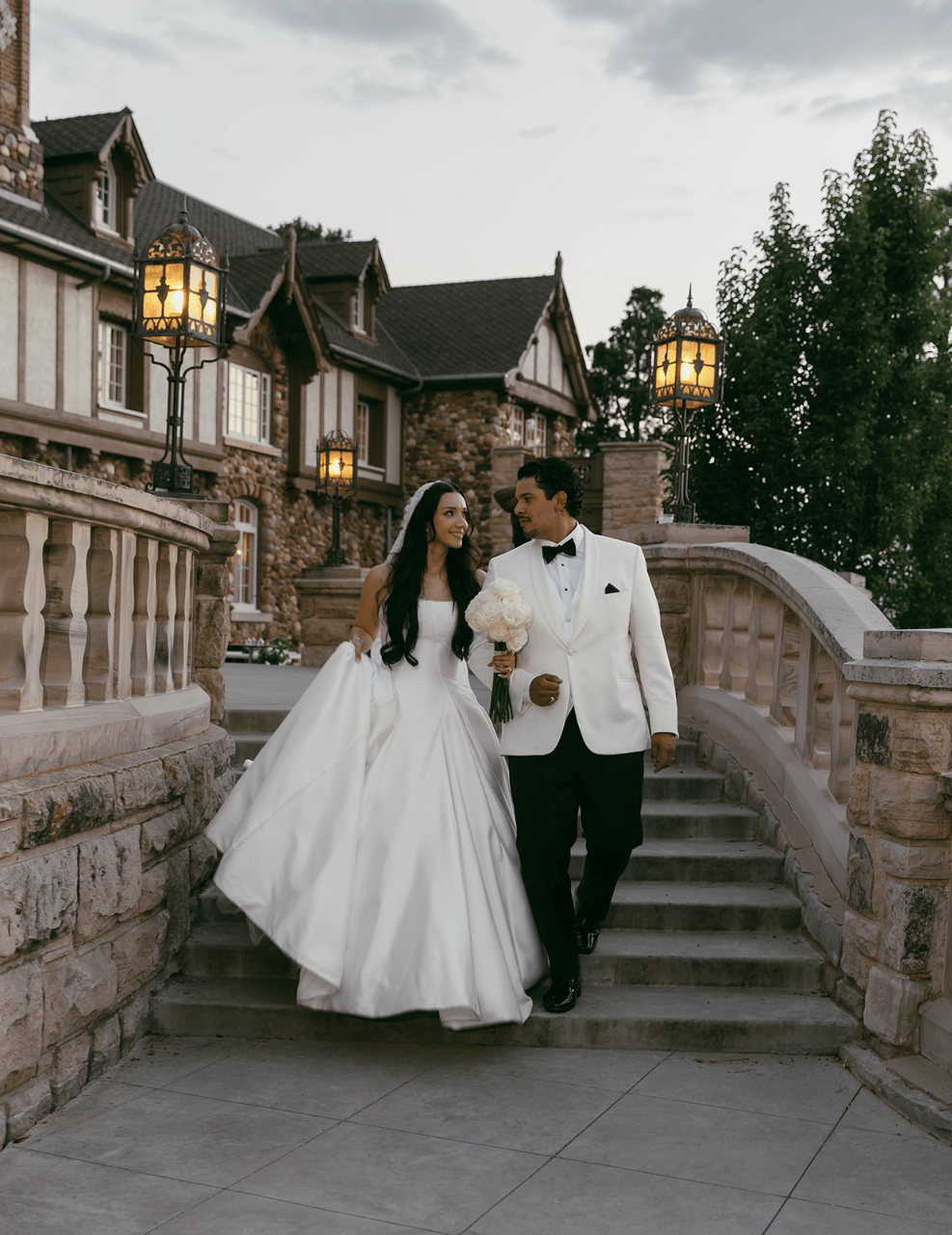 Mariela Hernandez-Loya & Marcus Pando's wedding-image-45