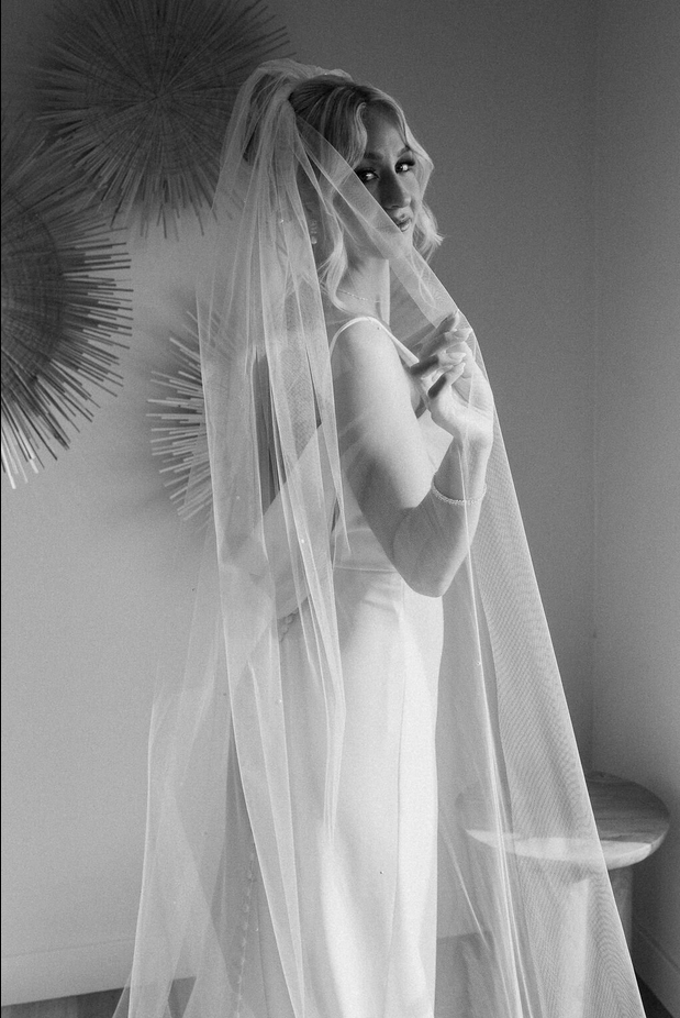 A Classic Summer Wedding at The Lakehouse photo 4