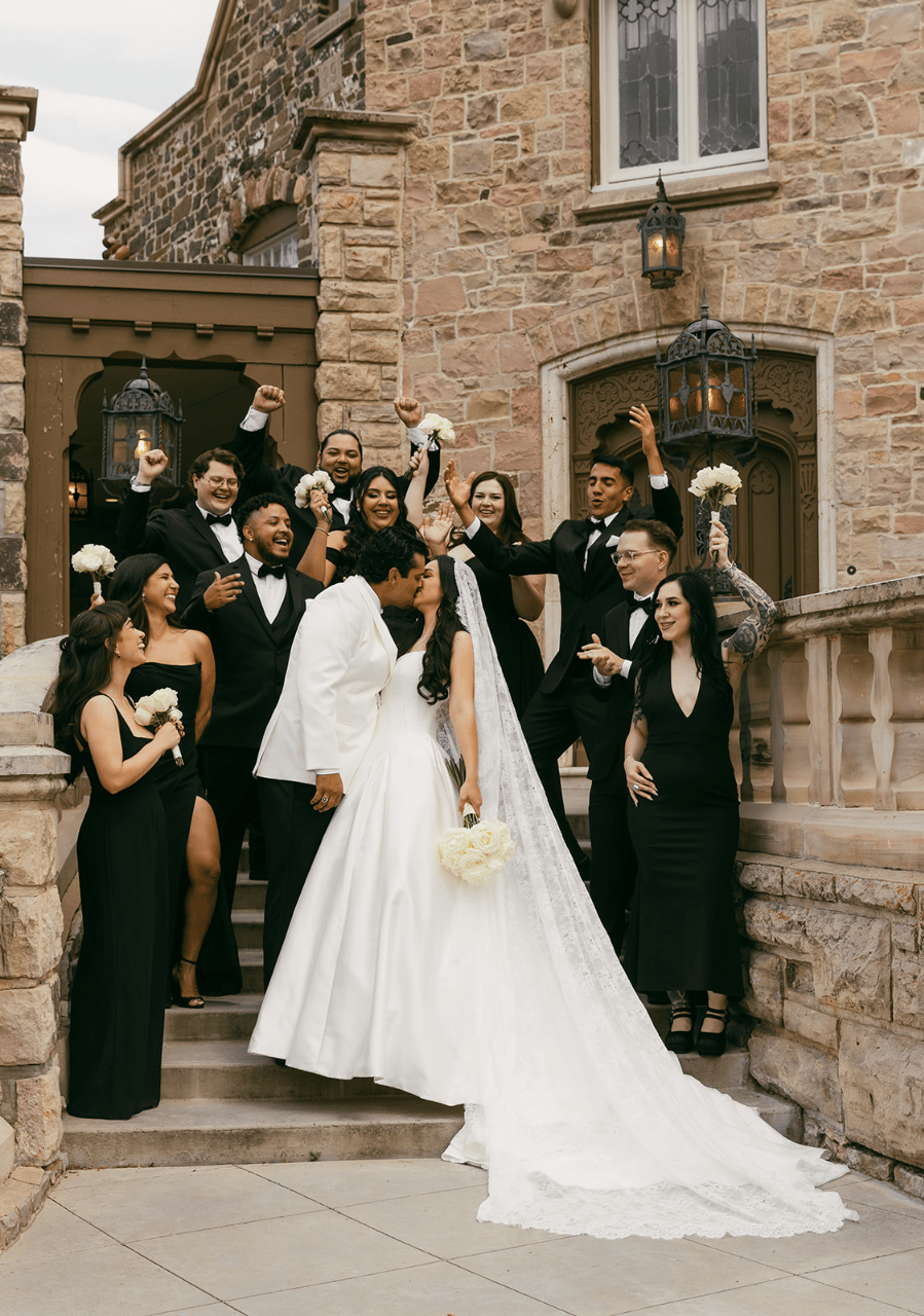 Mariela Hernandez-Loya & Marcus Pando's wedding-image-73